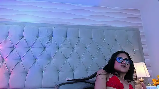 Lilith Vera online show from 01.14.25