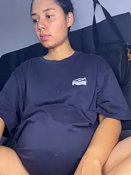 Snapshot of _Luana chatting on 03.01.26 Luana online show from 03.01.26