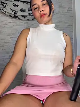 Snapshot of _Luana chatting on 05.03.26 Luana online show from 05.03.26