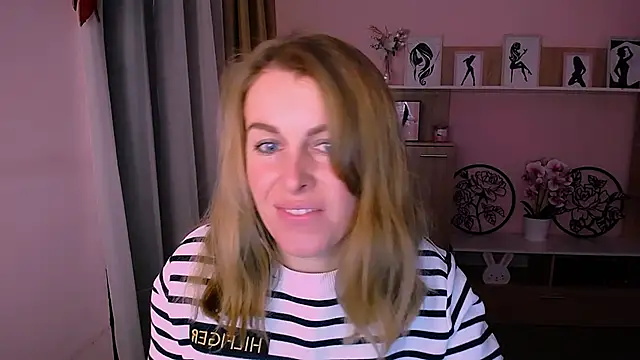 Hot Milady online show from 12.18.24