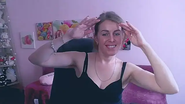 Hot Milady online show from 03.11.25