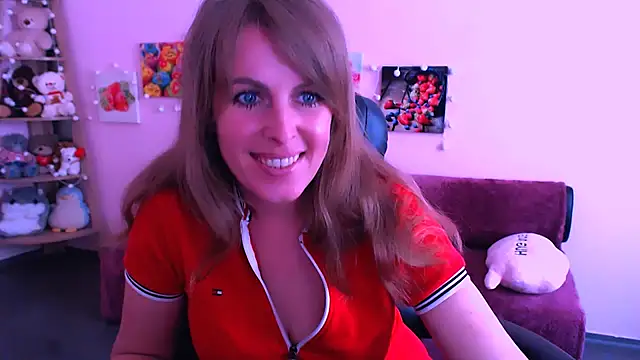 Snapshot of Hot_Milady chatting on 05.21.26 Hot Milady online show from 05.21.26
