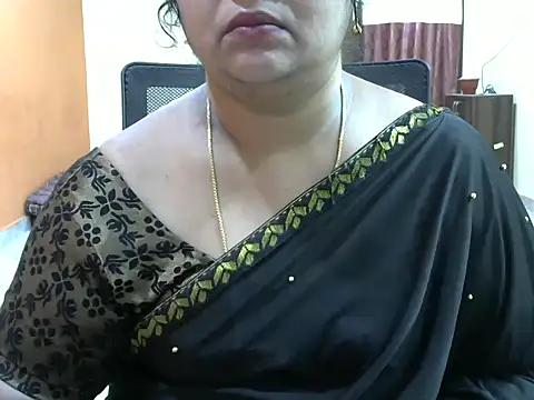 Snapshot of Naughty_Nityaa chatting on 02.09.25 Naughty Nityaa online show from 02.09.25