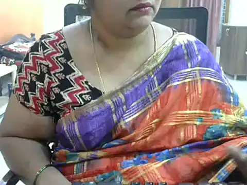 Snapshot of Naughty_Nityaa chatting on 02.20.25 Naughty Nityaa online show from 02.20.25