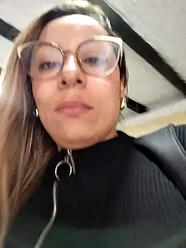 Snapshot of Katalina_S3xy chatting on 02.22.25 Katalina S3xy online show from 02.22.25