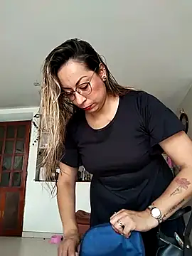 Snapshot of Katalina_S3xy chatting on 02.24.25 Katalina S3xy online show from 02.24.25