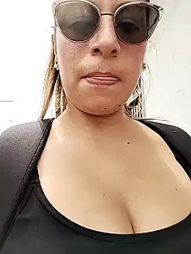 Snapshot of Katalina_S3xy chatting on 02.27.25 Katalina S3xy online show from 02.27.25