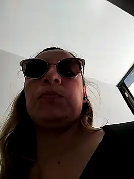 Snapshot of Katalina_S3xy chatting on 02.28.25 Katalina S3xy online show from 02.28.25