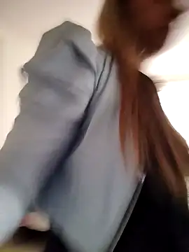 Snapshot of Katalina_S3xy chatting on 03.03.25 Katalina S3xy online show from 03.03.25