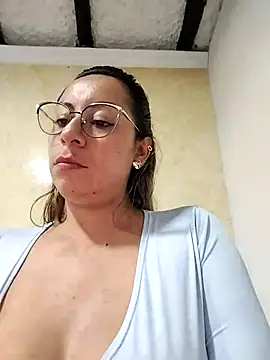 Snapshot of Katalina_S3xy chatting on 03.07.25 Katalina S3xy online show from 03.07.25
