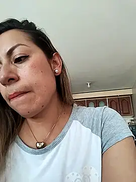 Snapshot of Katalina_S3xy chatting on 03.10.25 Katalina S3xy online show from 03.10.25