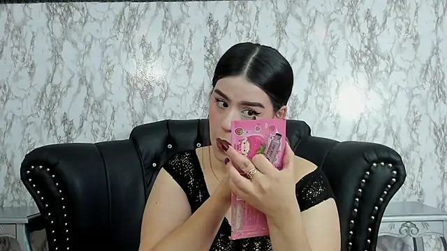 Miamontoya online show from 01.31.25