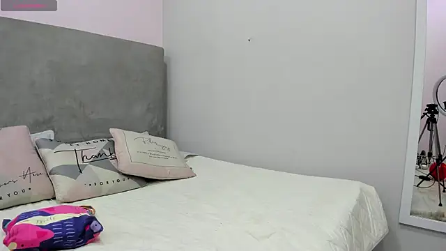 Snapshot of KIMAPRIL chatting on 02.23.26 KIMAPRIL online show from 02.23.26