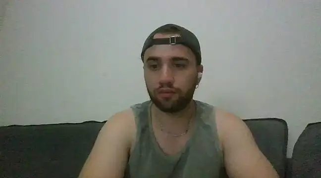 Snapshot of TomAlex chatting on 12.14.24 TomAlex online show from 12.14.24
