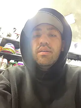 Snapshot of JuanZapata33 chatting on 02.02.26 JuanZapata33 online show from 02.02.26