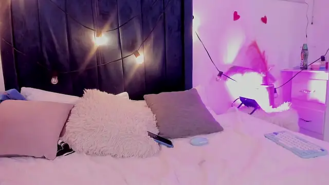 CamiloDoumit online show from 02.16.25