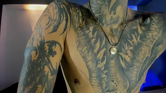 Travistanner 28 online show from 12.04.25