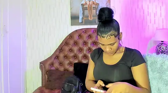 charlotte ebony online show from 01.13.25