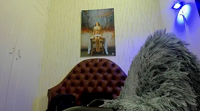 charlotte ebony online show from 01.31.25