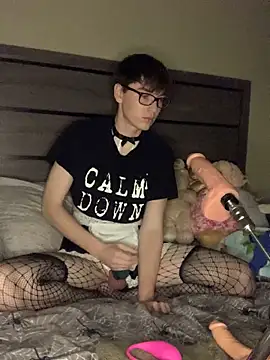 YourFavTwinkie online show from 01.20.25