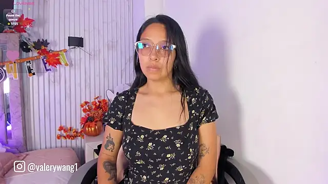 Valery wang online show from 10.12.25