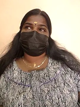 Snapshot of sulekha-mallu chatting on 09.10.25 sulekha-mallu online show from 09.10.25