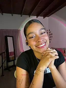 Arteatenea   online show from 02.14.25