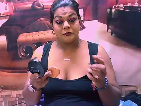 Snapshot of indianCherryPie chatting on 04.29.26 indianCherryPie online show from 04.29.26