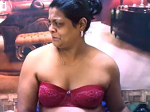 Snapshot of indianCherryPie chatting on 05.04.26 indianCherryPie online show from 05.04.26