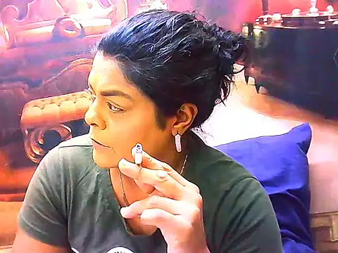 Snapshot of indianCherryPie chatting on 05.25.26 indianCherryPie online show from 05.25.26