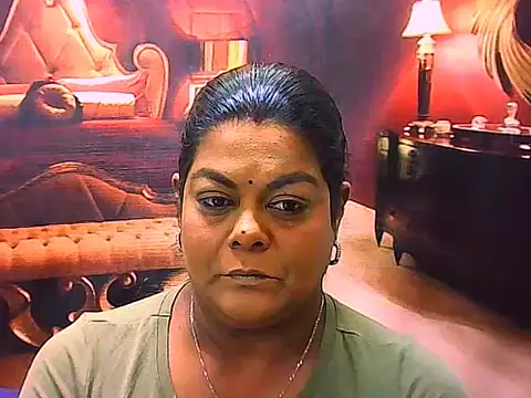 Snapshot of indianCherryPie chatting on 06.10.26 indianCherryPie online show from 06.10.26