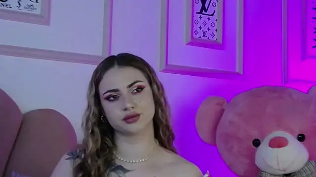 Snapshot of Abby__White chatting on 04.19.26 Abby White online show from 04.19.26