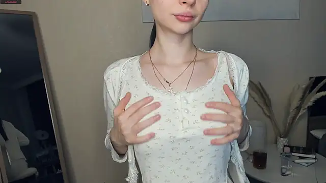 MaryJacksoon online show from 11.25.25