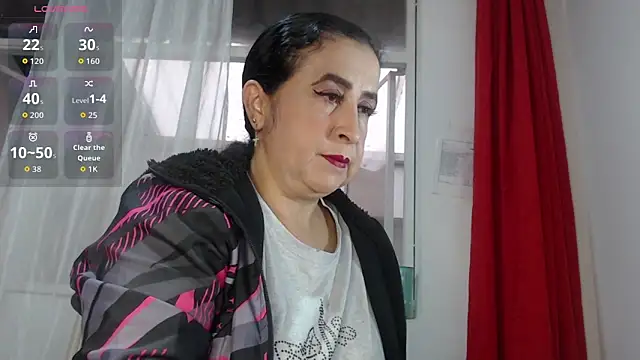 Snapshot of anita_s3x chatting on 11.06.25 anita s3x online show from 11.06.25