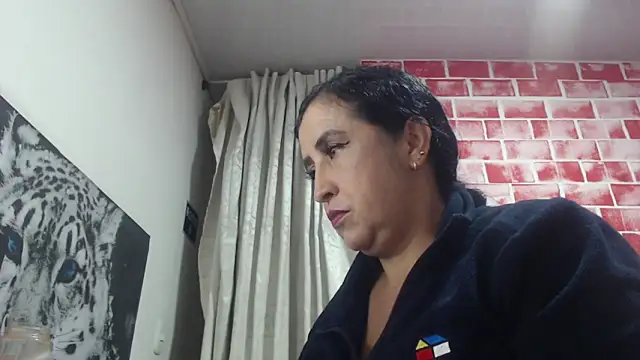 Snapshot of anita_s3x chatting on 01.06.26 anita s3x online show from 01.06.26