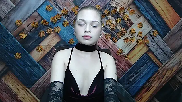 LaraPika online show from 11.23.25