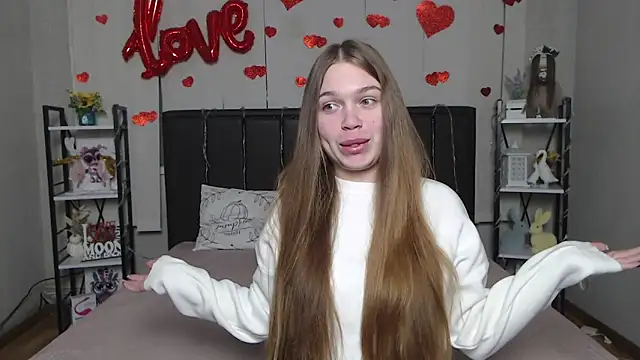 LaraPika online show from 02.11.26