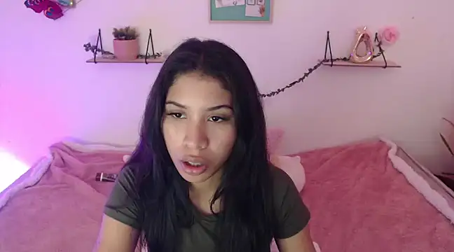 AmberJeong online show from 12.24.24