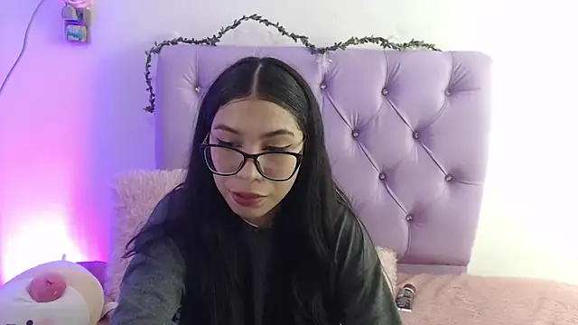 AmberJeong online show from 01.29.25