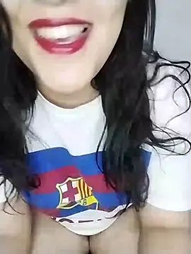 Snapshot of Tota_Khan chatting on 11.25.25 Tota Khan online show from 11.25.25