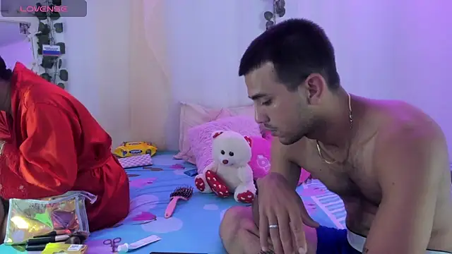 catalina and roger online show from 11.23.25