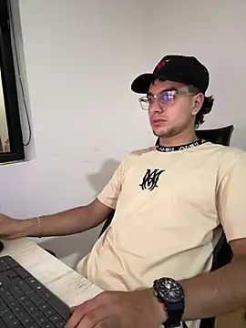 Amadeo Wild online show from 01.11.25