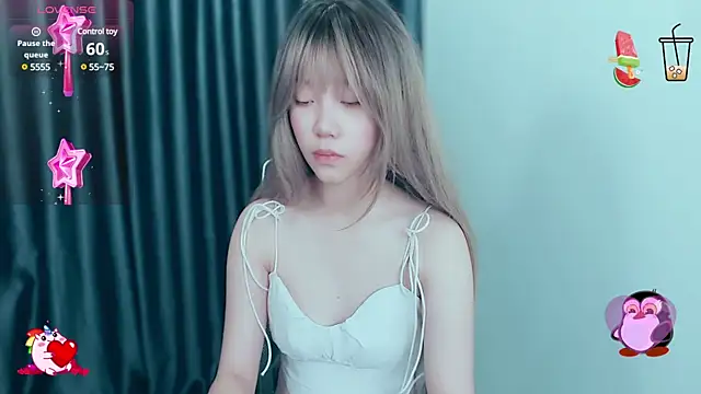 -Poison-Ivy- online show from 12.05.24