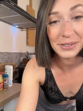 lola tentatiion online show from 04.08.26