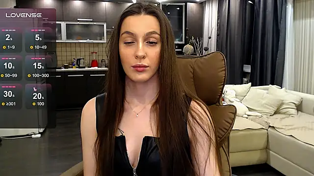 Snapshot of Doll_Jasmine_ chatting on 06.06.26 Doll Jasmine online show from 06.06.26