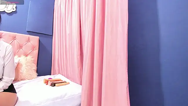 Snapshot of Cindy_milf chatting on 01.13.25 Cindy milf online show from 01.13.25