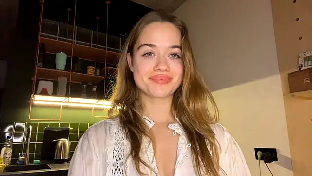 Snapshot of Celeste_Glow chatting on 12.15.24 Celeste Glow online show from 12.15.24