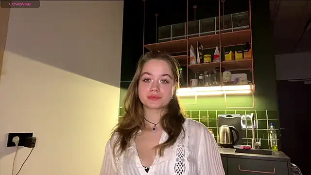 Snapshot of Celeste_Glow chatting on 02.19.25 Celeste Glow online show from 02.19.25