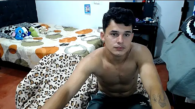 Snapshot of freddy_romas chatting on 05.26.26 freddy romas online show from 05.26.26
