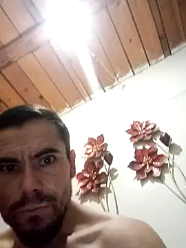 Snapshot of Hot796 chatting on 09.11.25 Hot796 online show from 09.11.25